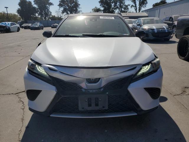 VIN 4T1B61HK4KU219019 2019 Toyota Camry, Xse no.5