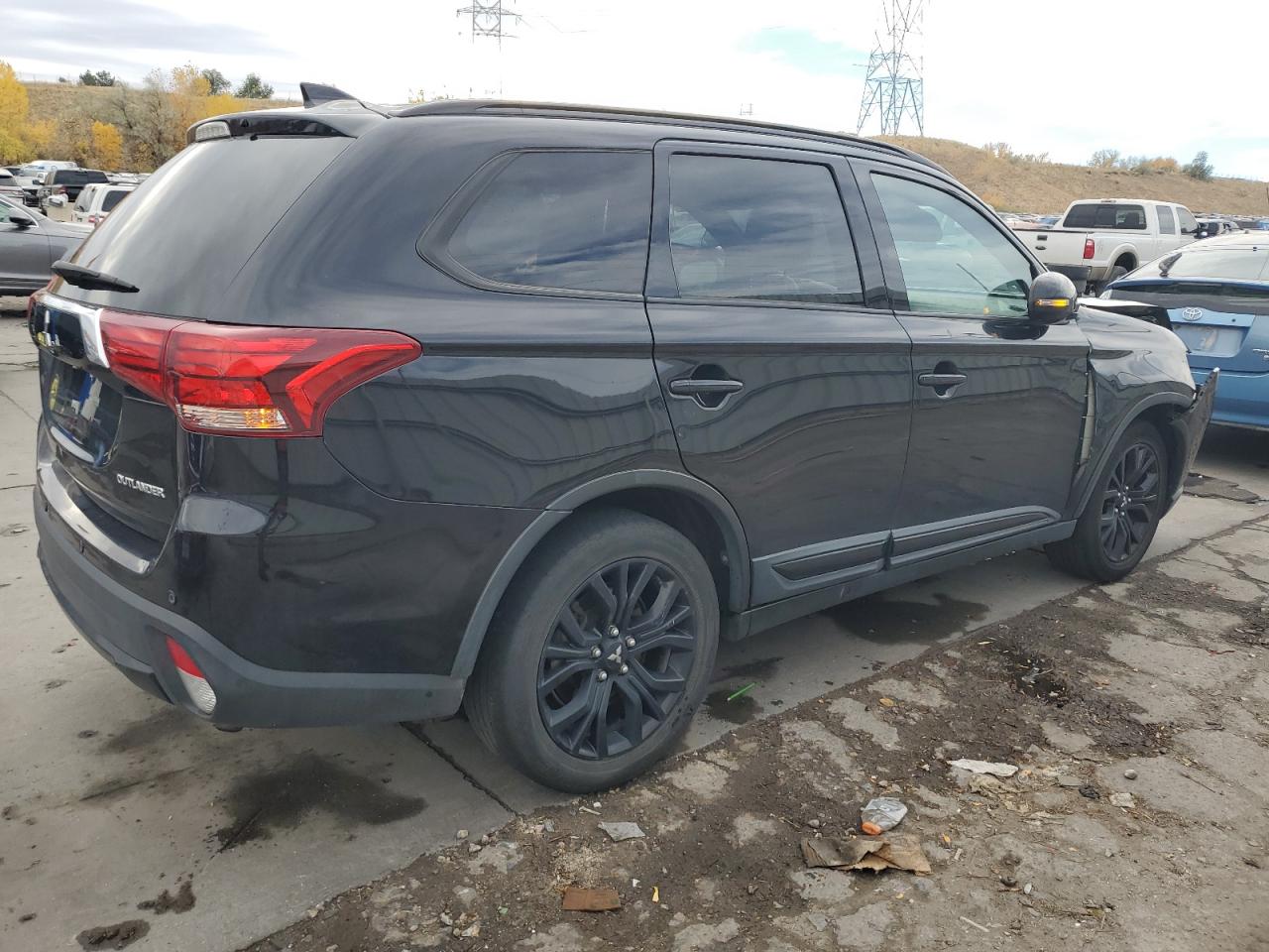 Lot #2970236273 2018 MITSUBISHI OUTLANDER