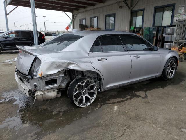 VIN 2C3CCABG9JH261505 2018 CHRYSLER 300 no.3