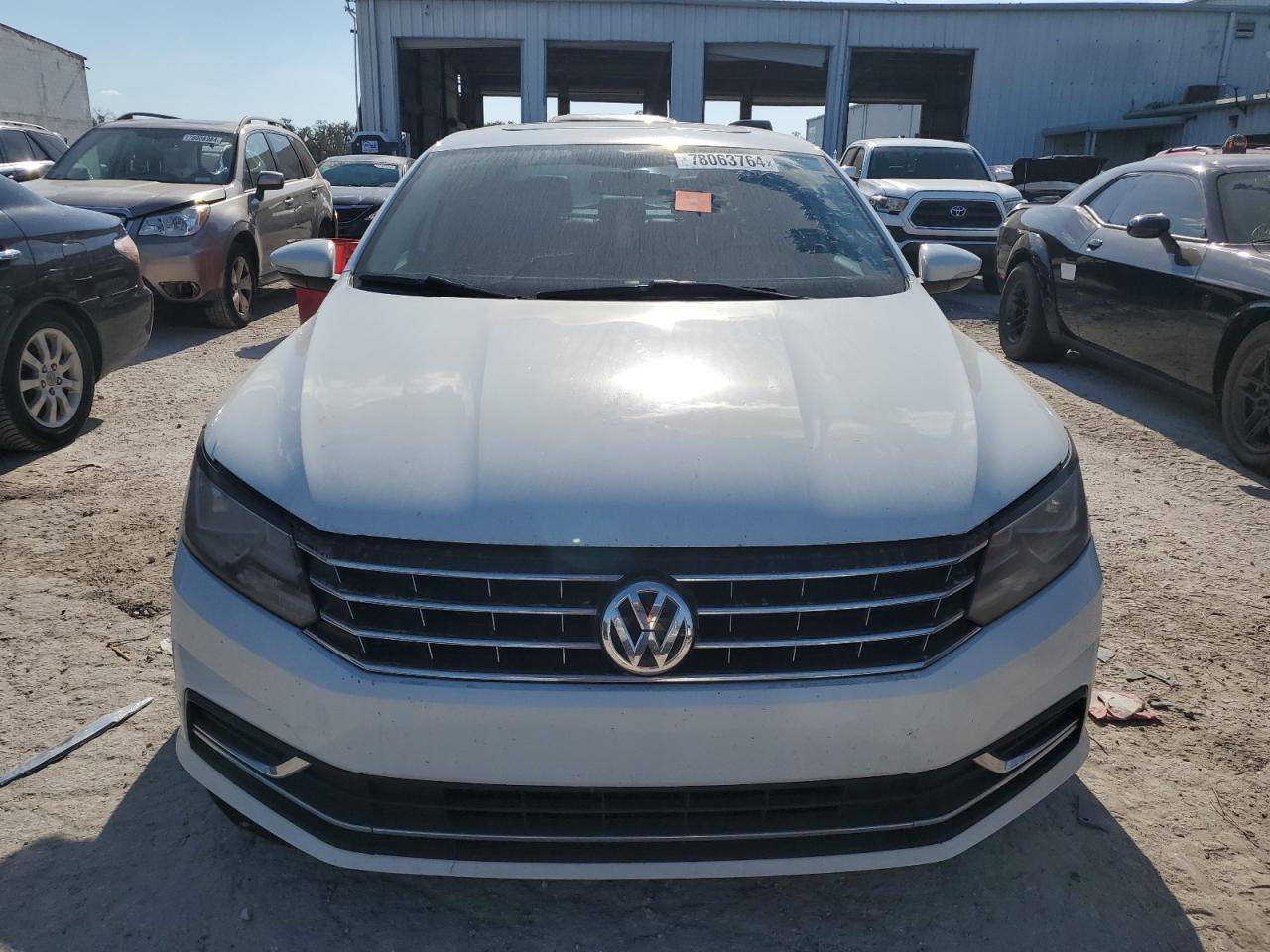 Lot #2985913161 2017 VOLKSWAGEN PASSAT SE