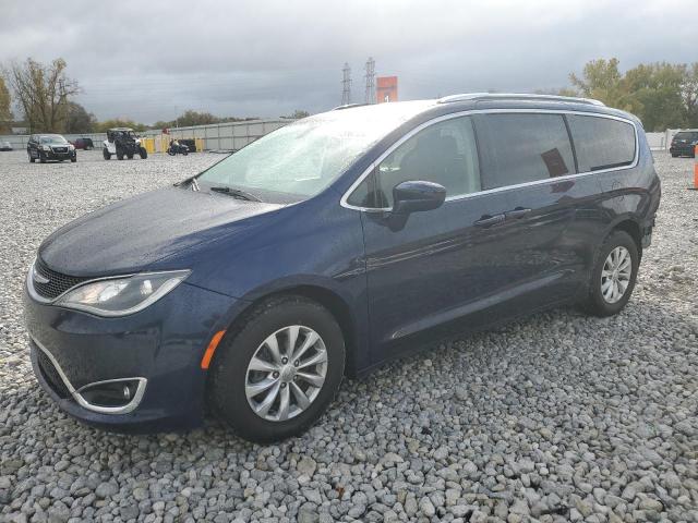 VIN 2C4RC1BG3KR550560 2019 Chrysler Pacifica, Touri... no.1