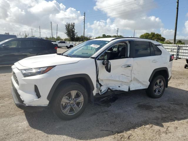Vin: 2t3w1rfvxrc263699, lot: 77380894, toyota rav4 xle 2024 img_1