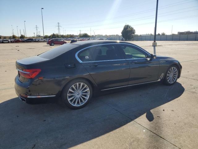 VIN WBA7E2C55HG739142 2017 BMW 7 SERIES no.3