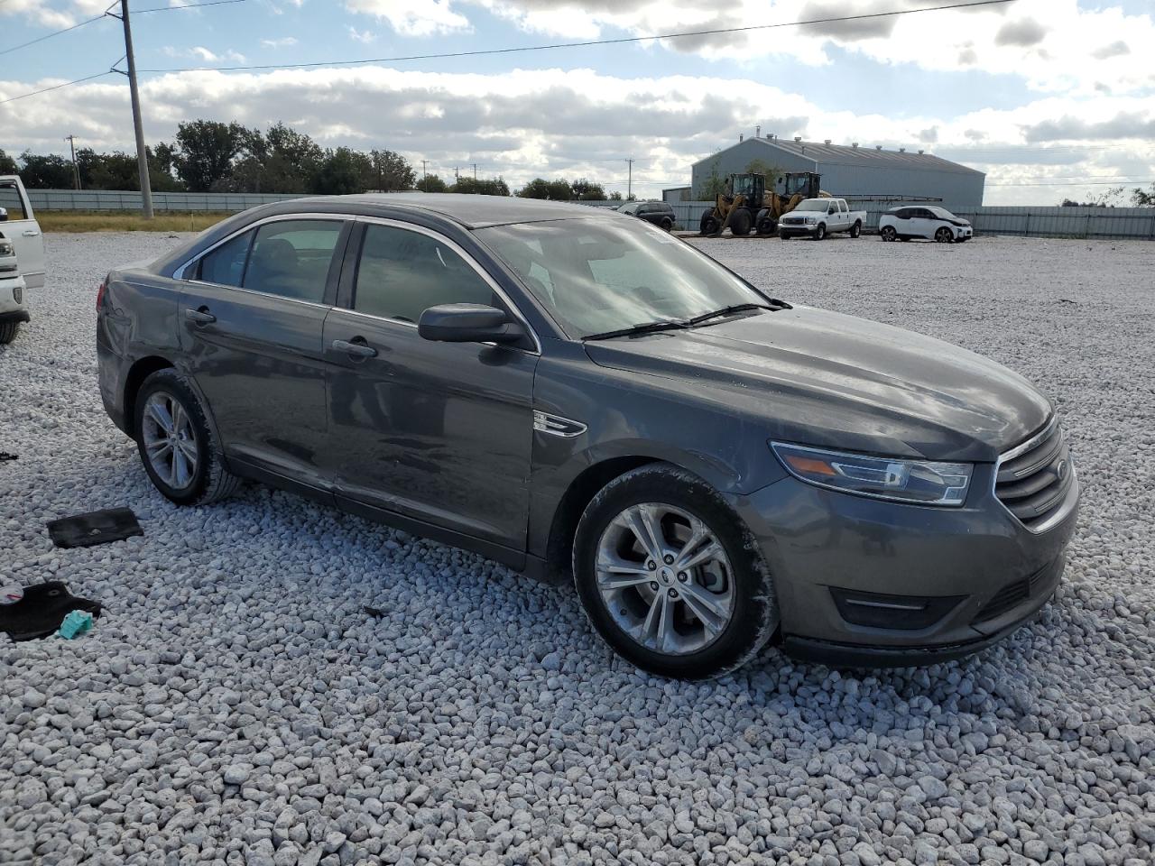 Lot #2993813172 2018 FORD TAURUS SEL