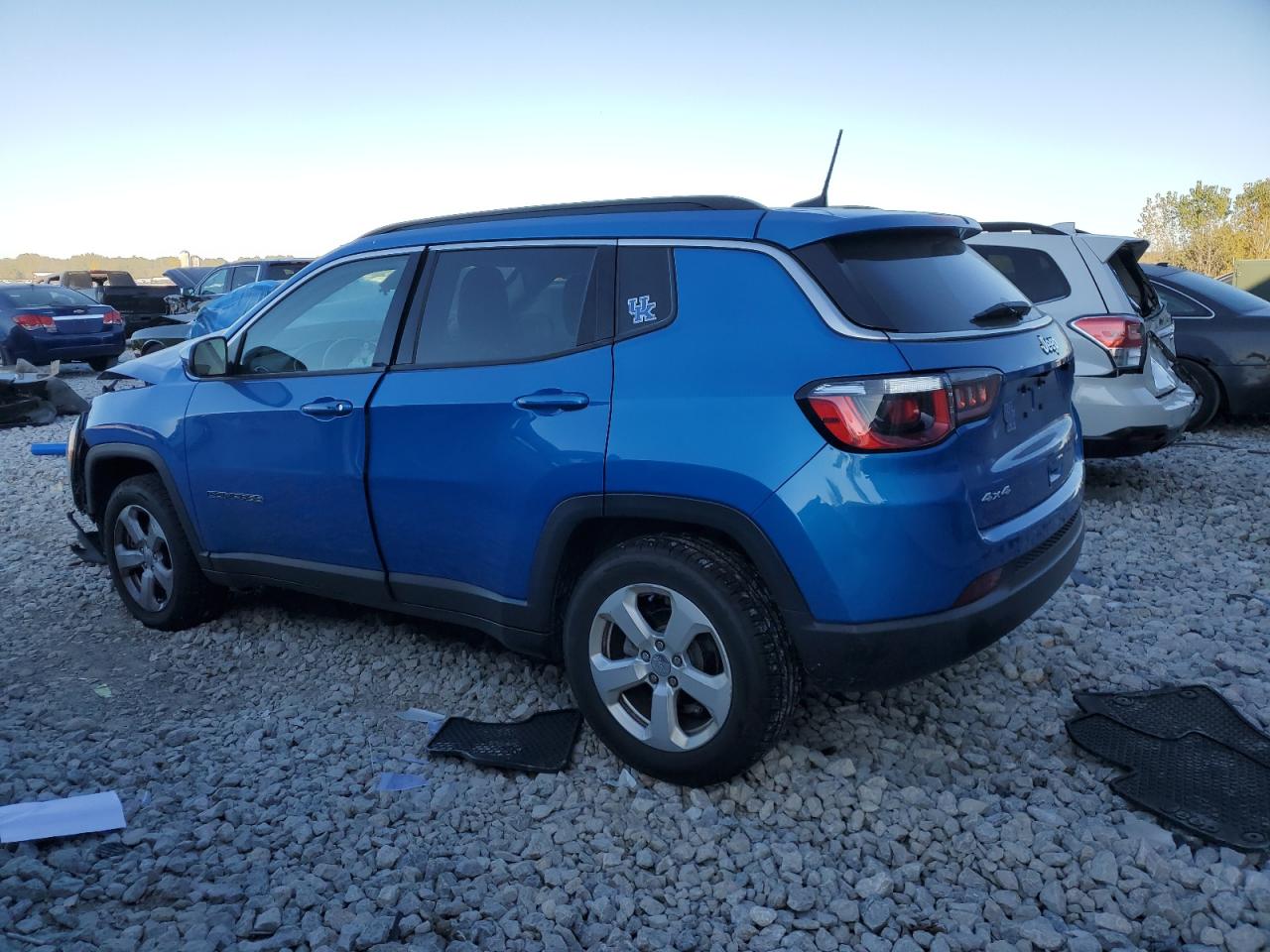 Lot #2937446852 2018 JEEP COMPASS LA