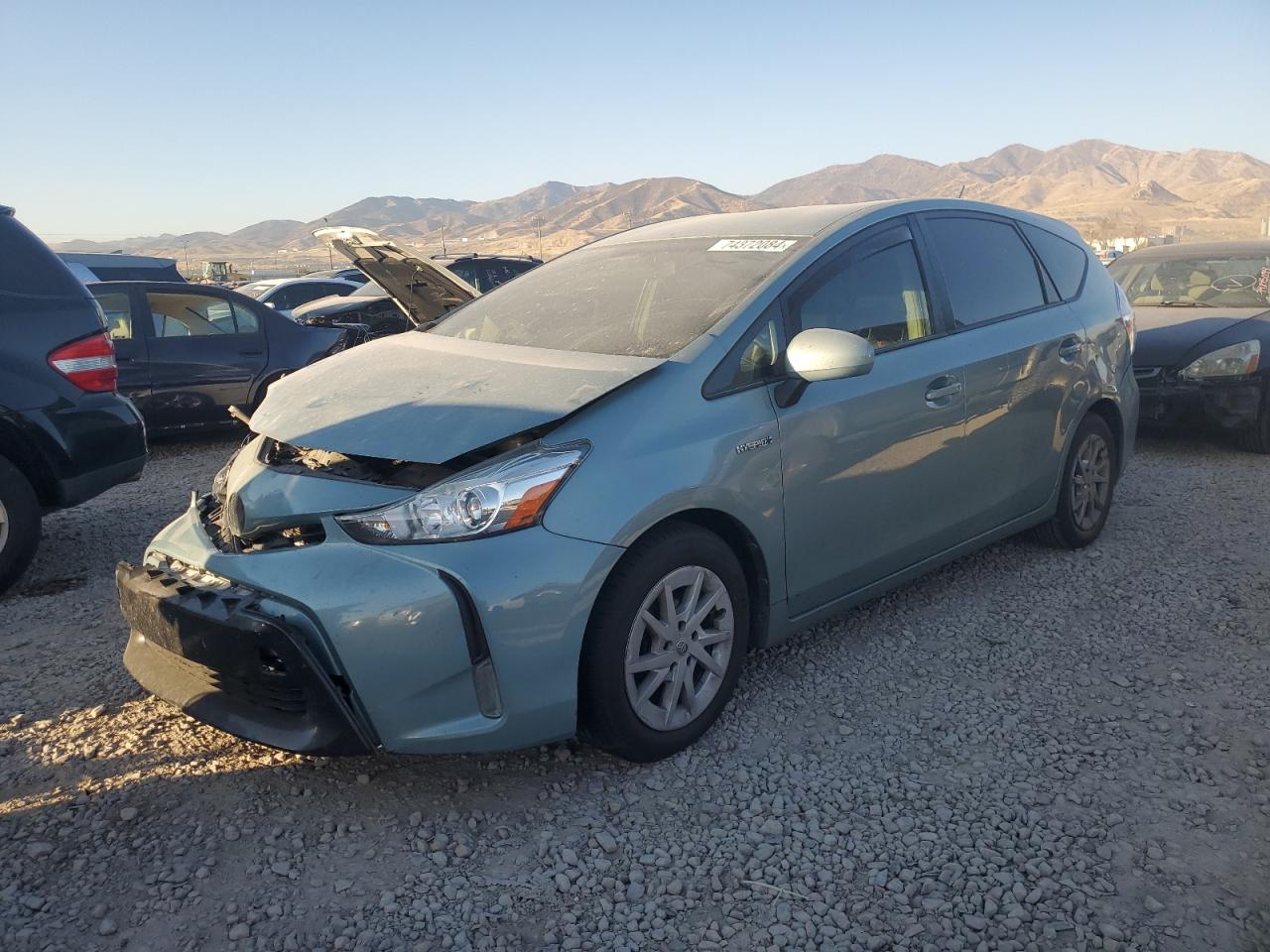  Salvage Toyota Prius