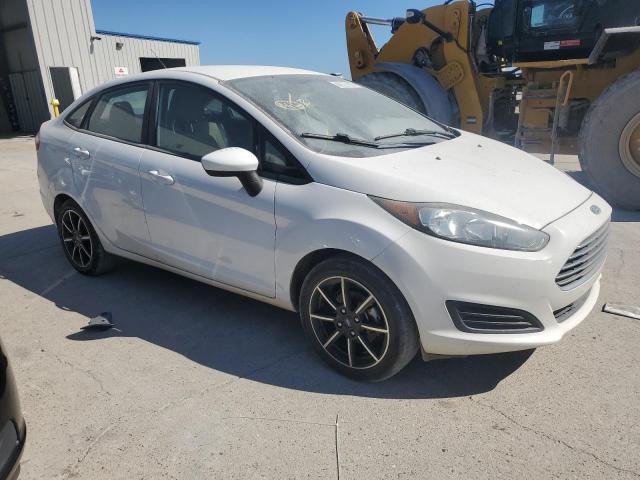 VIN 3FADP4BJ7KM161235 2019 Ford Fiesta, SE no.4