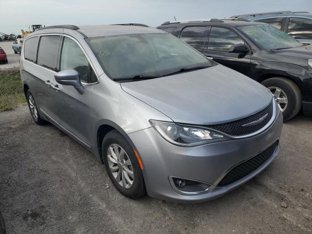 VIN 2C4RC1BG1HR836030 2017 Chrysler Pacifica, Touri... no.4