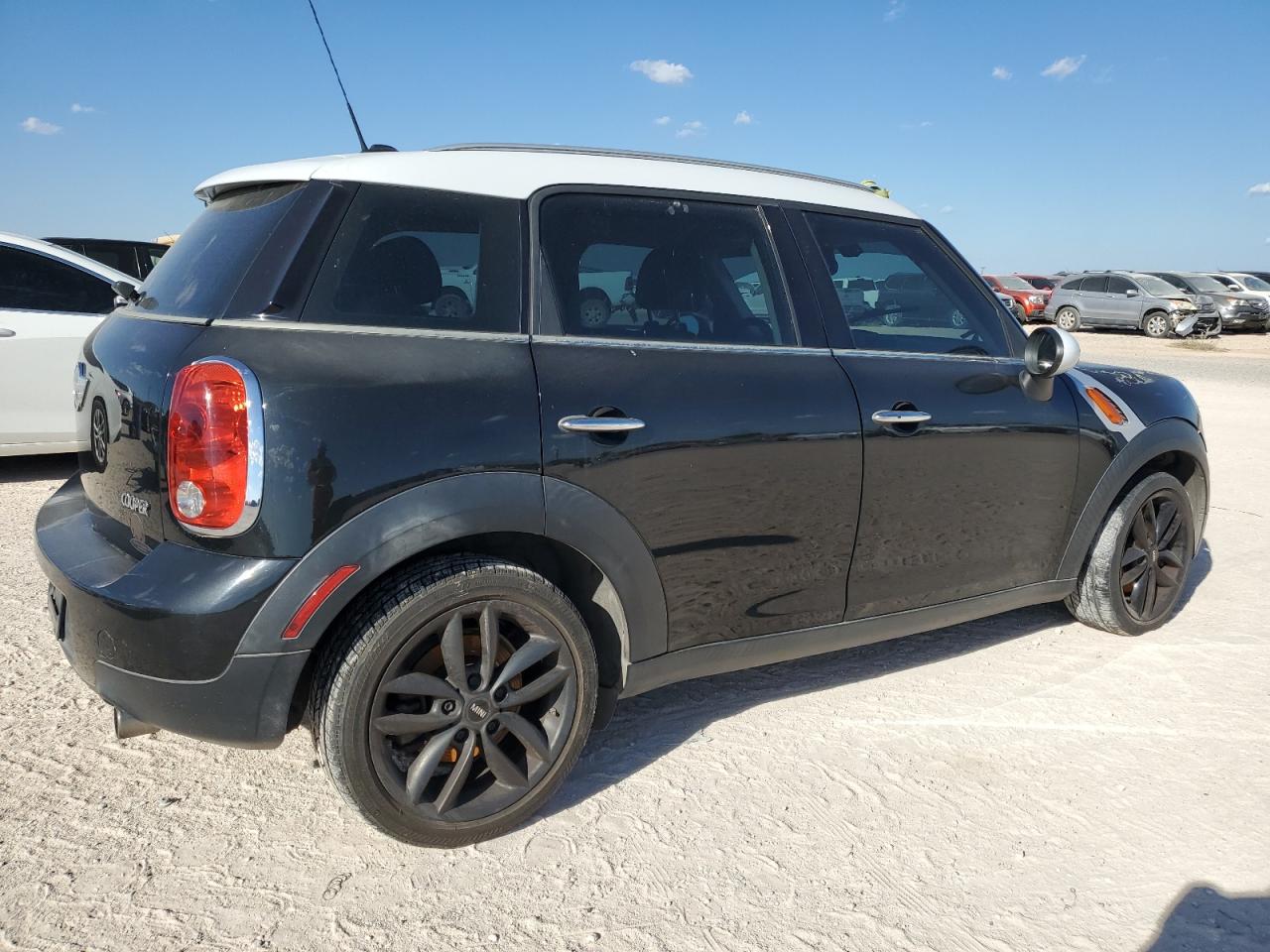 Lot #2945625171 2012 MINI COOPER COU