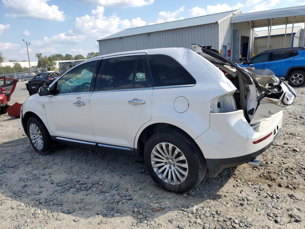 Lot #2902510938 2015 LINCOLN MKX