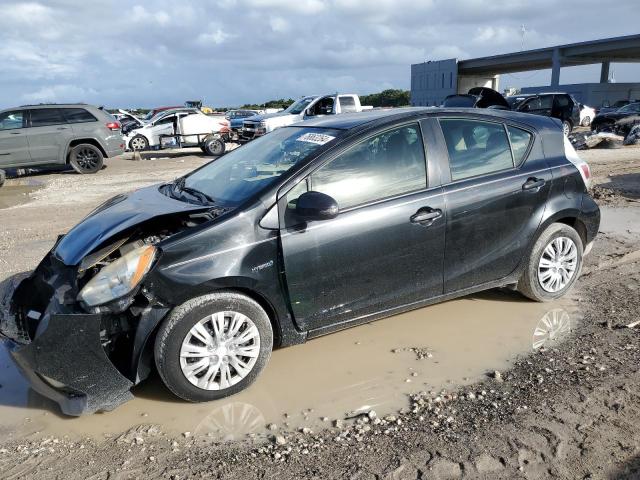 VIN JTDKDTB38E1560825 2014 Toyota Prius no.1