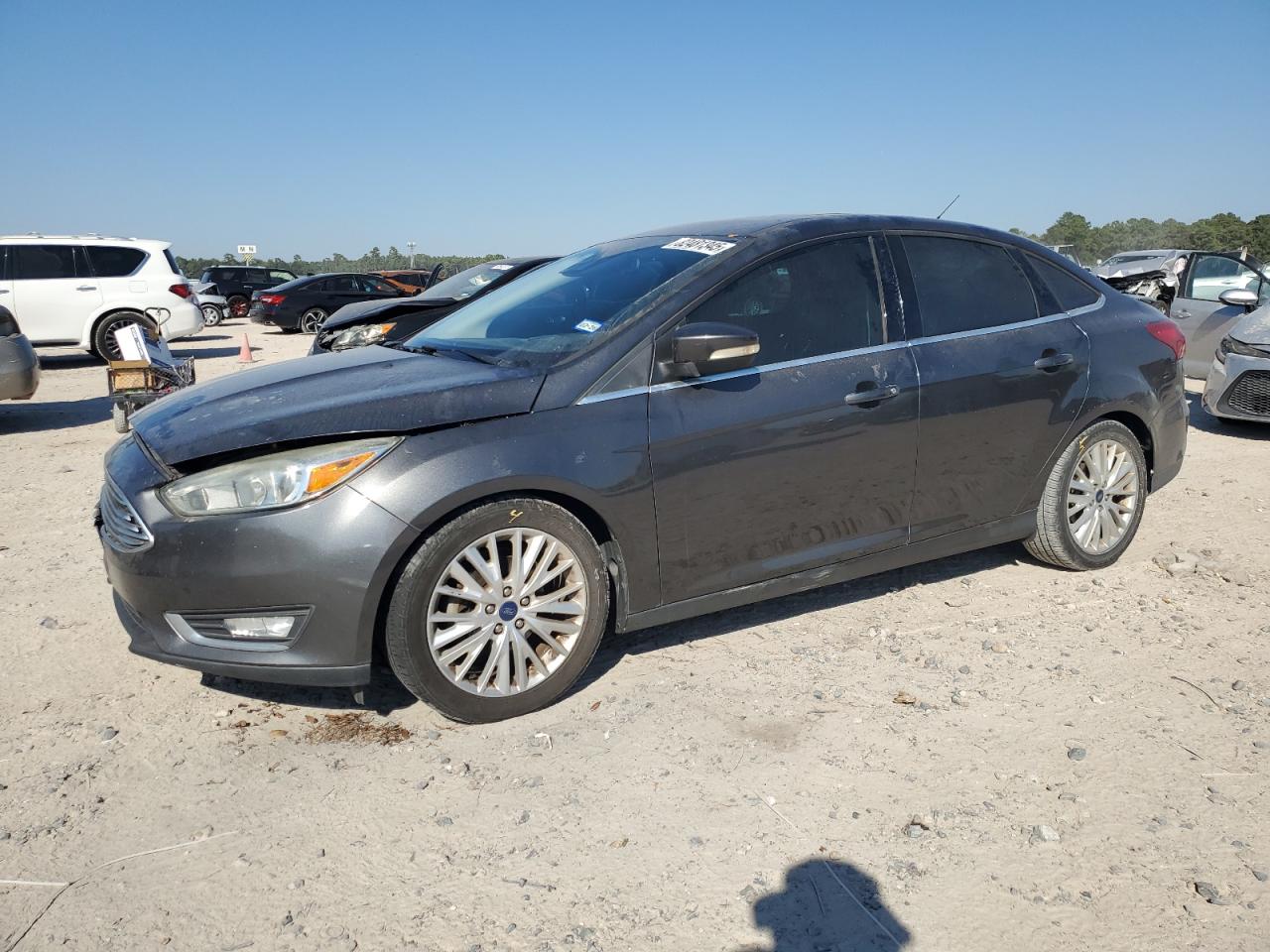 FORD FOCUS TITANIUM
