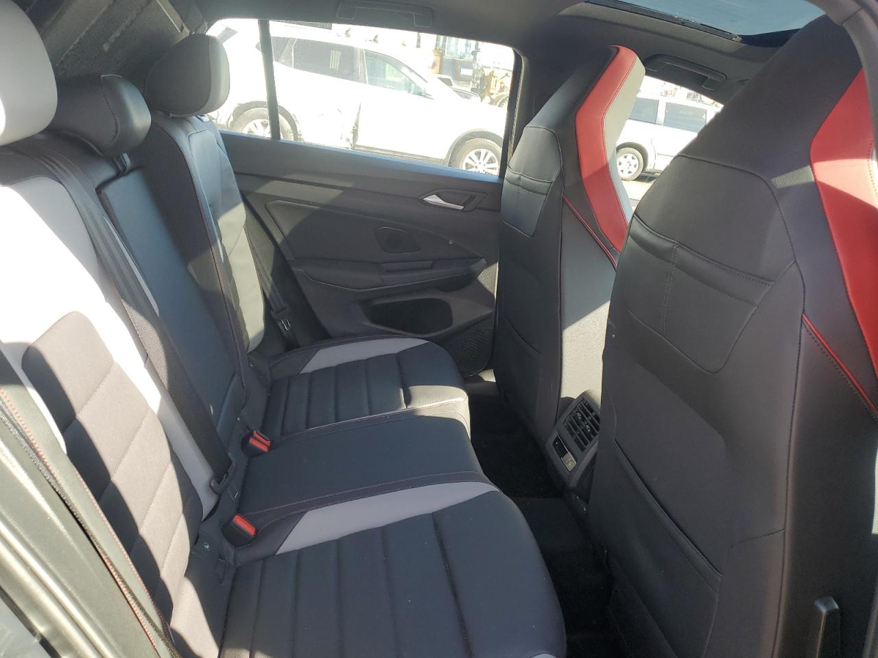 VOLKSWAGEN GOLF GTI AUTOBAHN