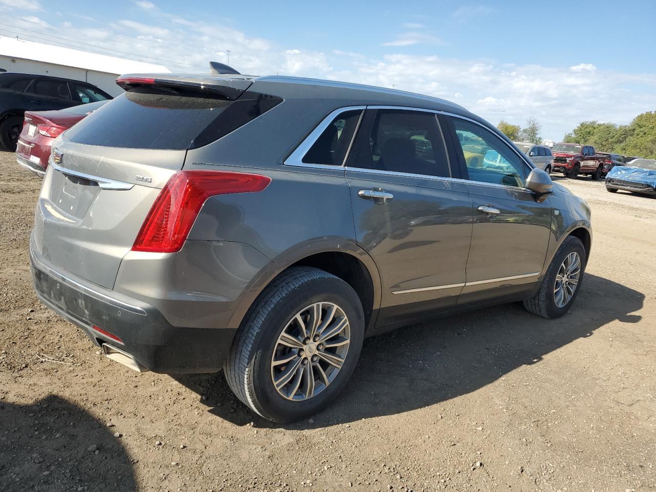 CADILLAC XT5 LUXURY