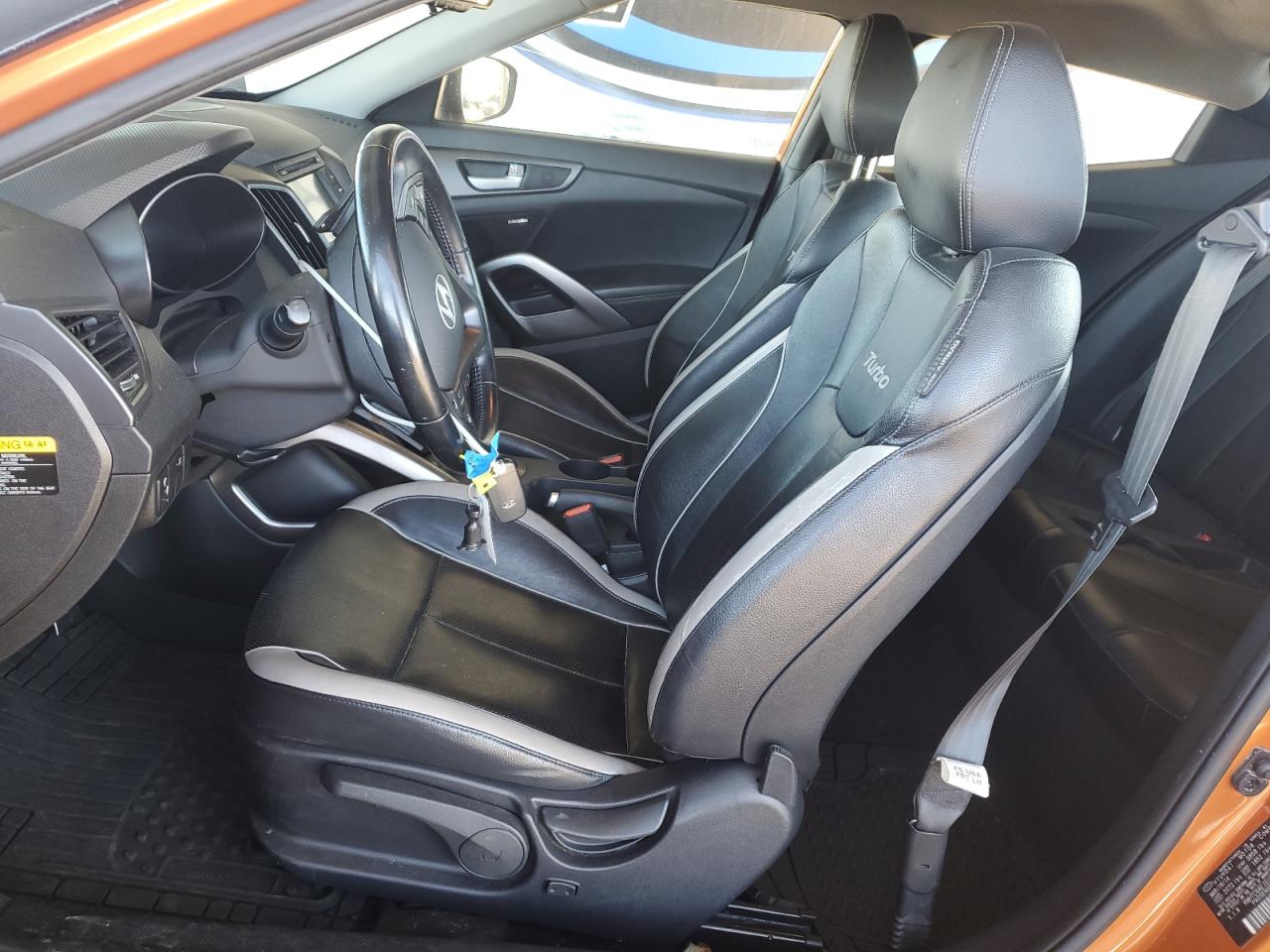 HYUNDAI VELOSTER TURBO