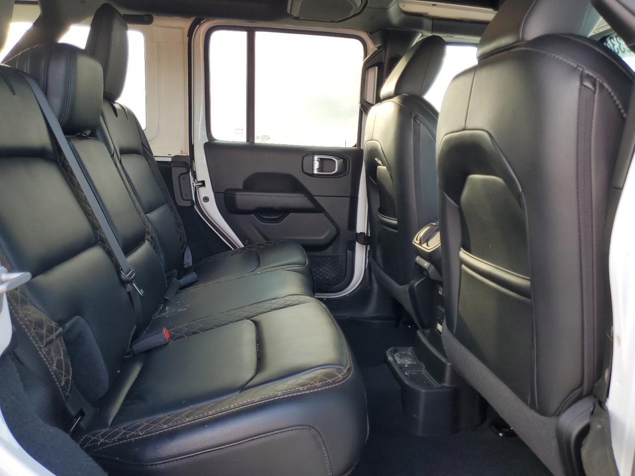 JEEP WRANGLER SAHARA