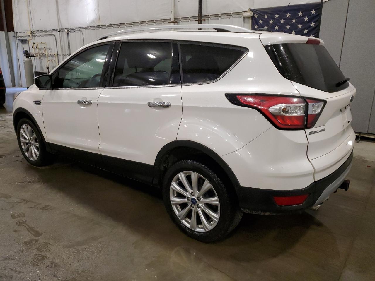 FORD ESCAPE TITANIUM