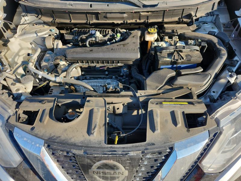 2017 NISSAN ROGUE SV KNMAT2MT6HP592826