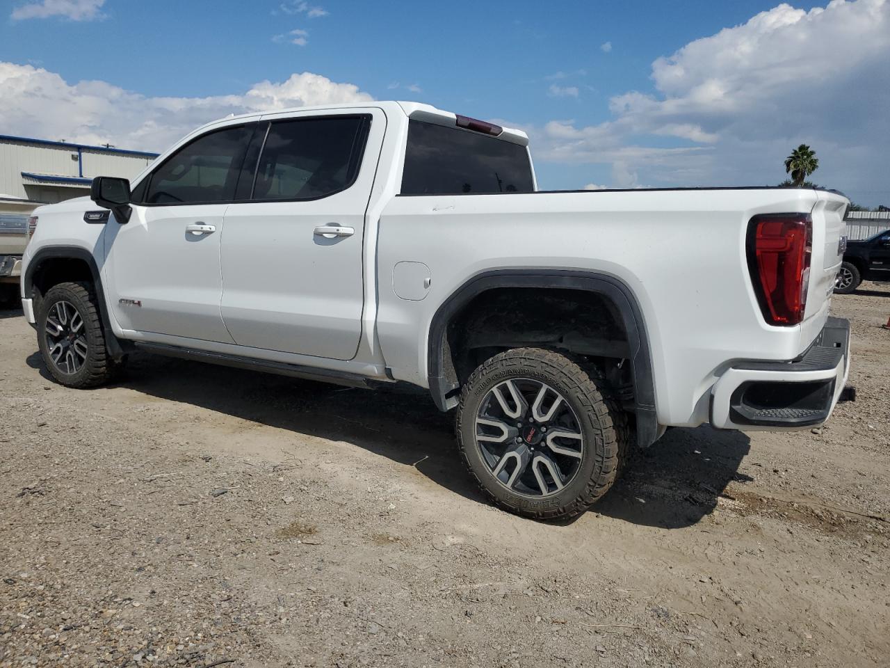 GMC SIERRA K1500 AT4