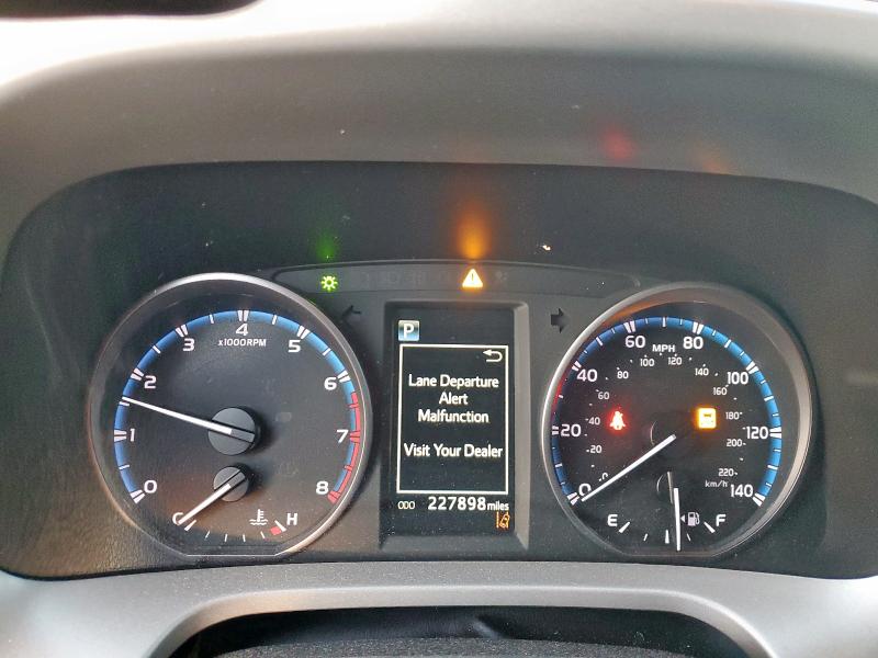 2017 TOYOTA RAV4 LE - 2T3ZFREV3HW341673