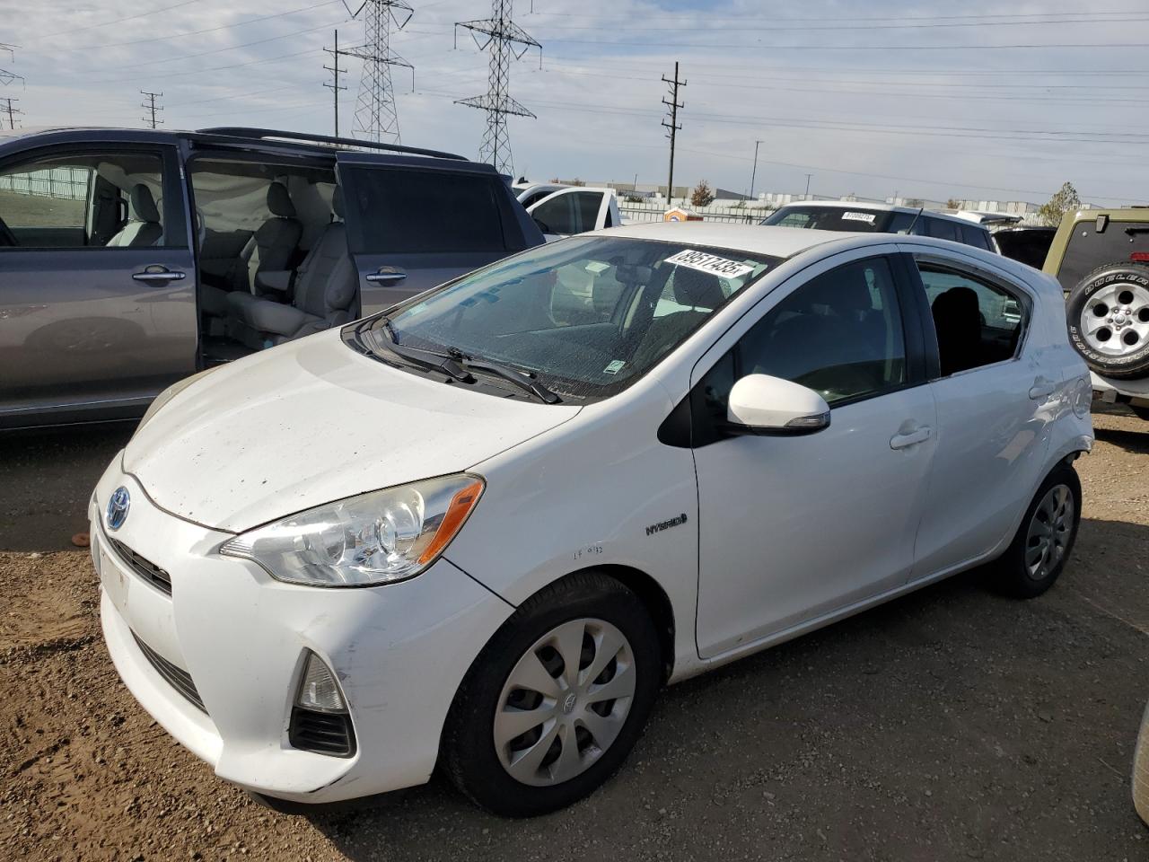 TOYOTA PRIUS C