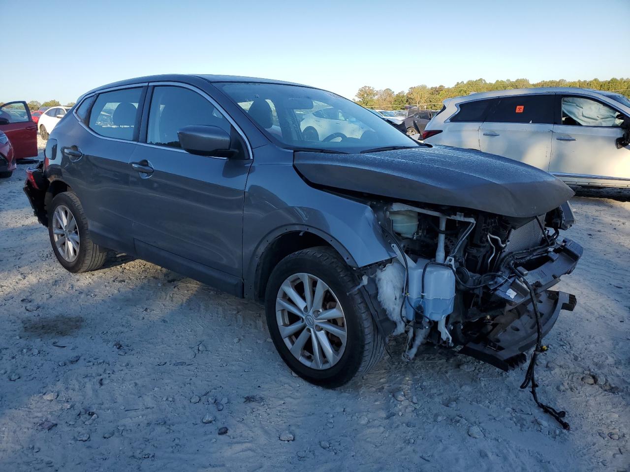 NISSAN ROGUE SPORT S