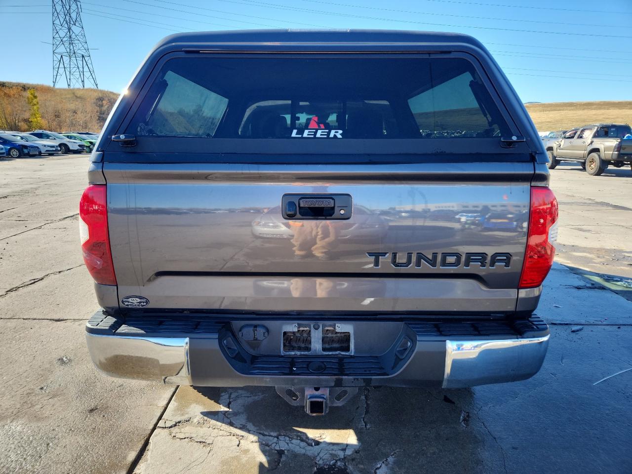 TOYOTA TUNDRA DOUBLE CAB SR