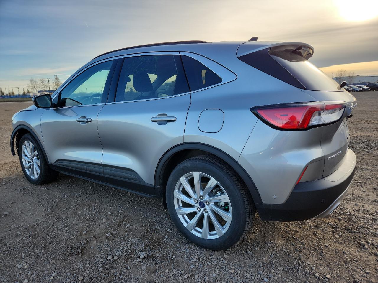 FORD ESCAPE TITANIUM