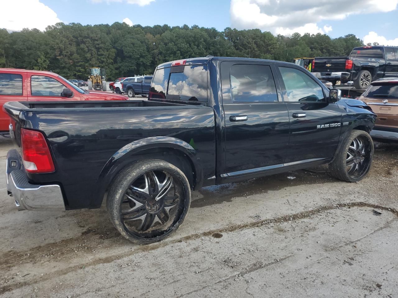 DODGE RAM 1500 LARAMIE