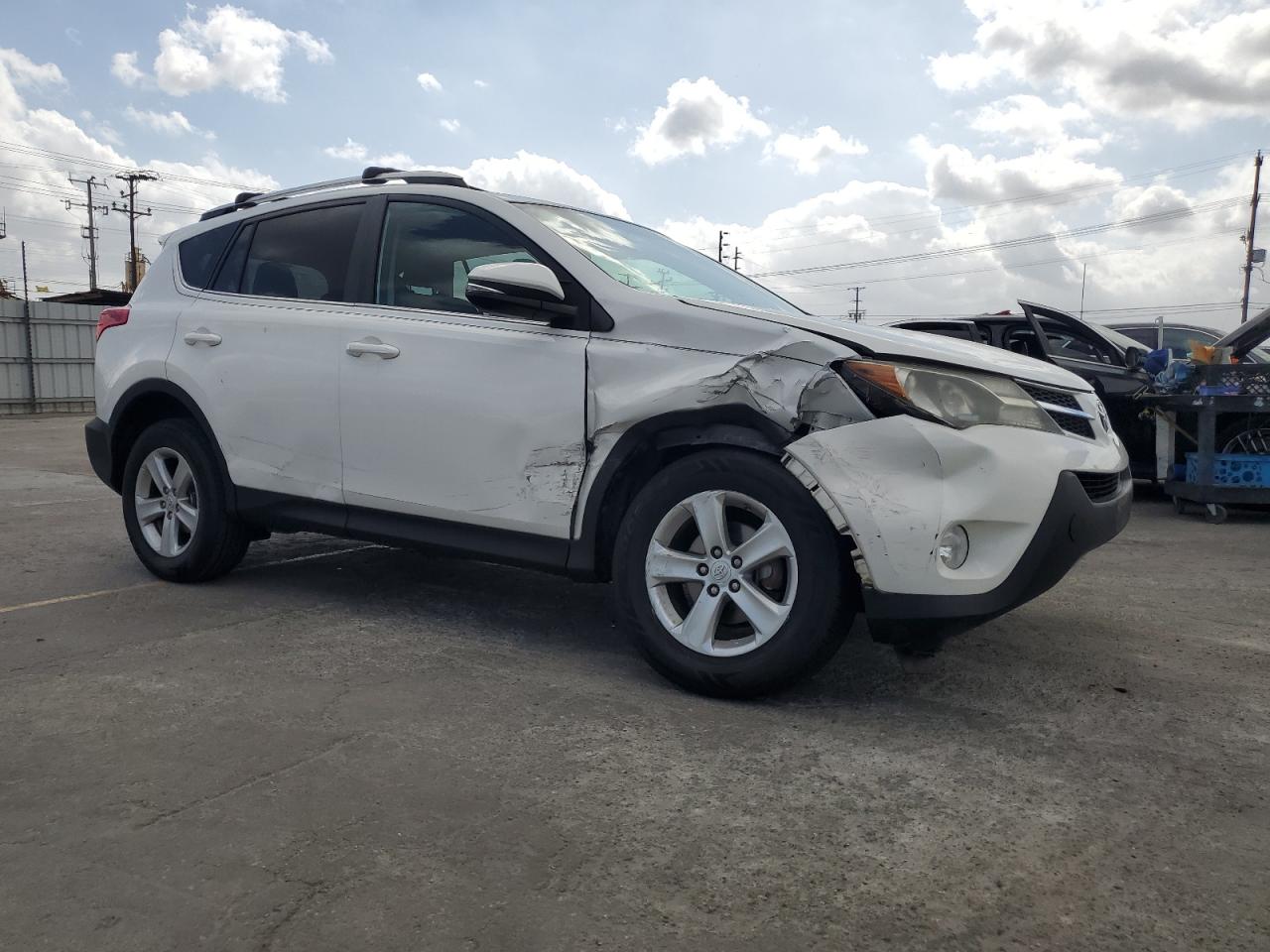 TOYOTA RAV4 XLE