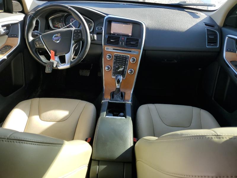 2017 VOLVO XC60 T6 IN YV449MRU5H2125402