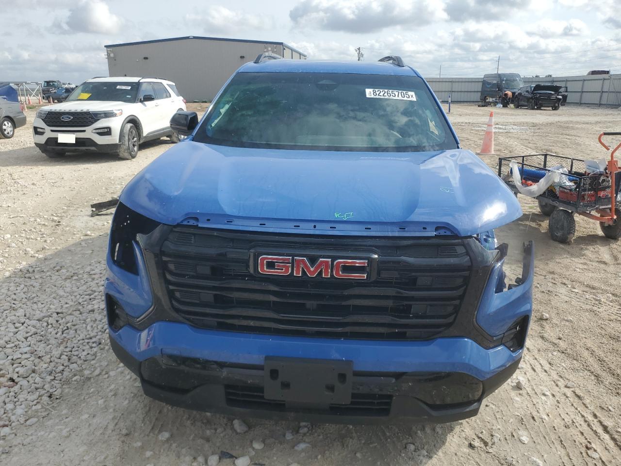 GMC TERRAIN ELEVATION