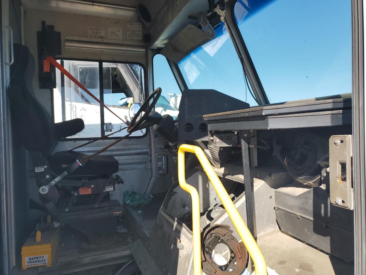 Lot #3273845186 2014 FREIGHTLINER CHASSIS M