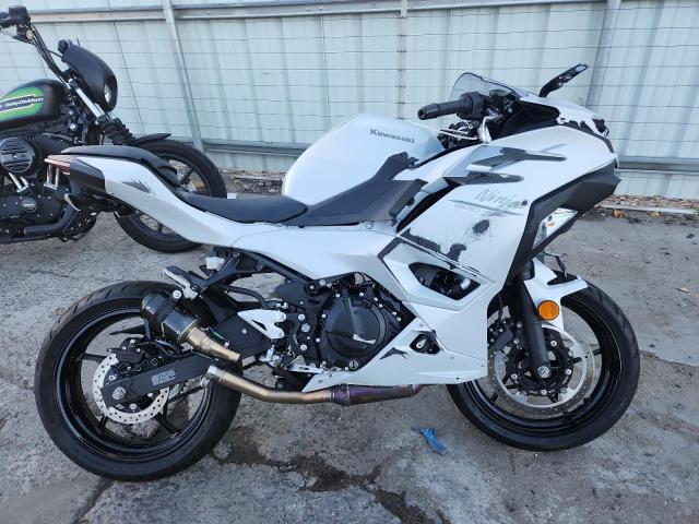 Global Auto Auctions: 2025 KAWASAKI EX500 H