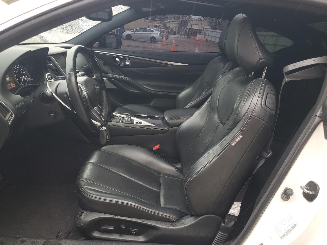 INFINITI Q60 RED SPORT 400