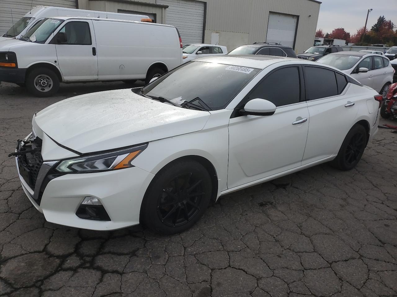 Lot #3290443775 2019 NISSAN ALTIMA SV