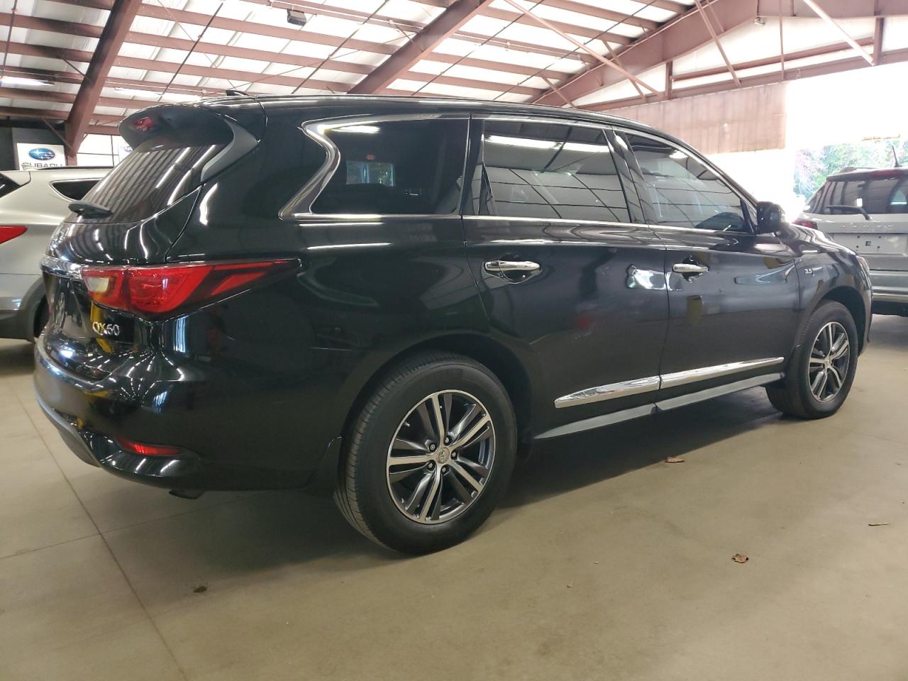 INFINITI QX60 LUXE