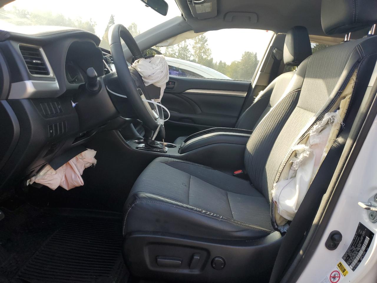 TOYOTA HIGHLANDER LE