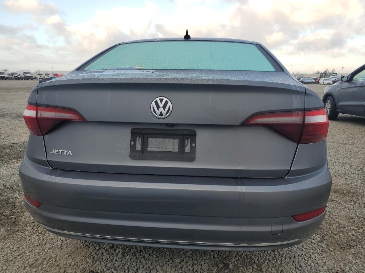 VOLKSWAGEN JETTA S