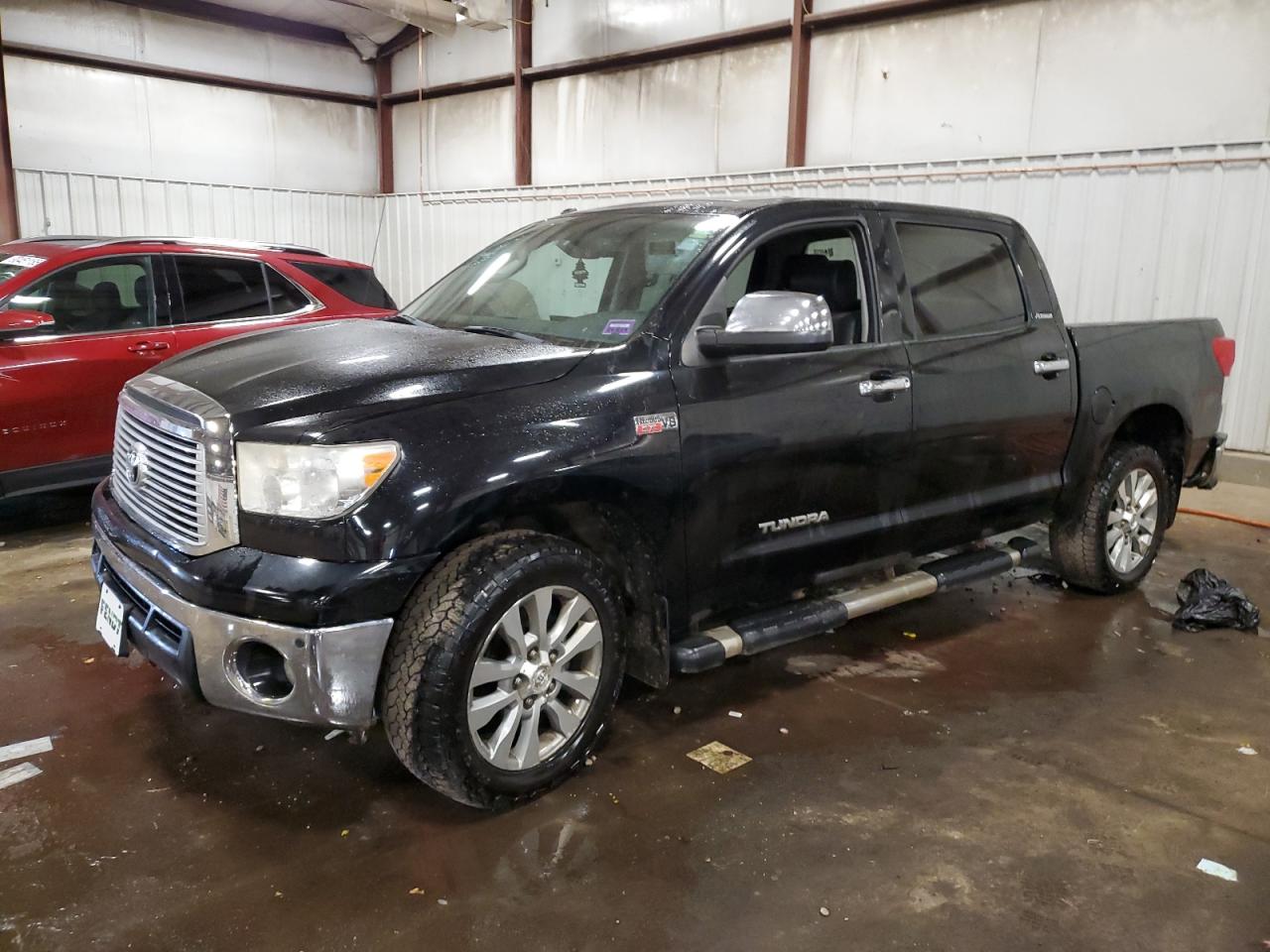 TOYOTA TUNDRA CREWMAX LIMITED