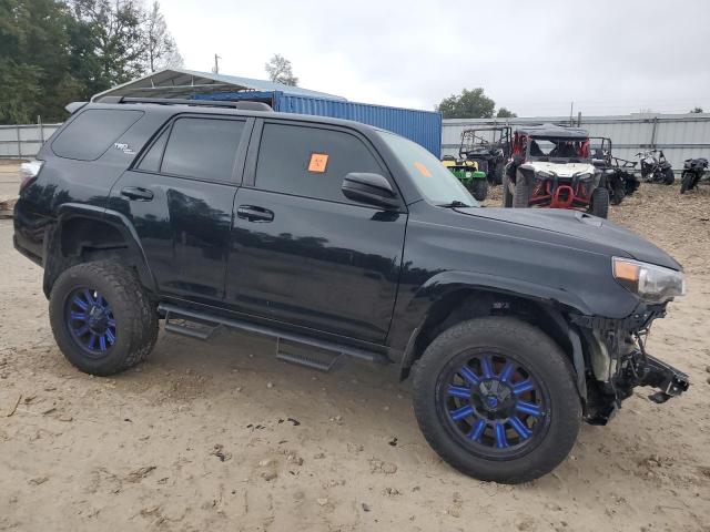 2019 TOYOTA 4RUNNER SR JTEBU5JR2K5650537