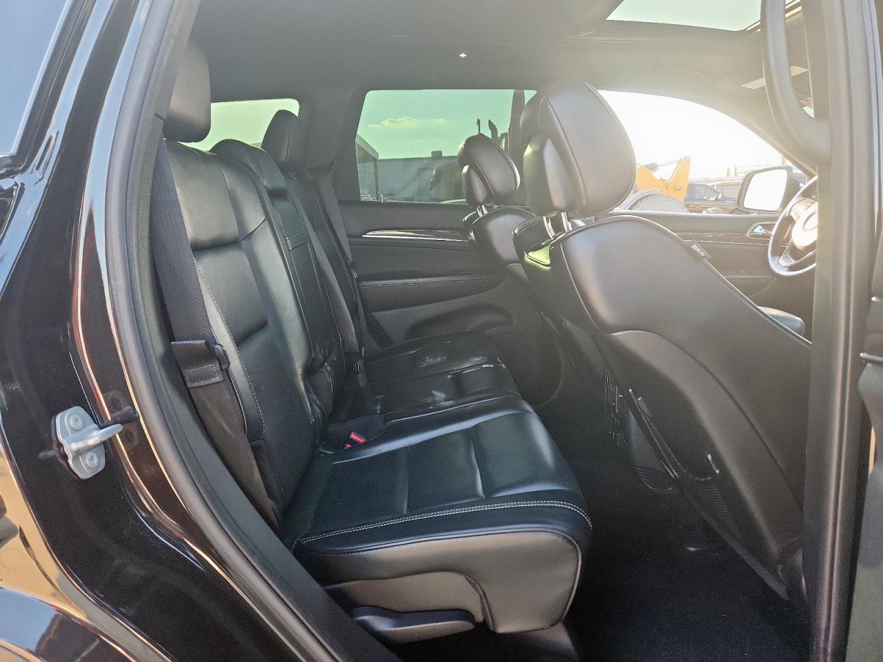 JEEP GRAND CHEROKEE OVERLAND