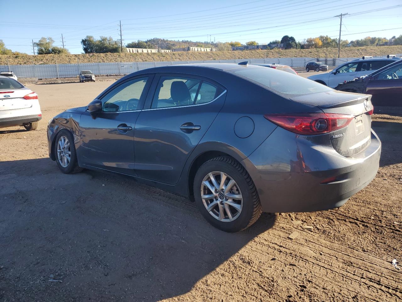 MAZDA 3 TOURING