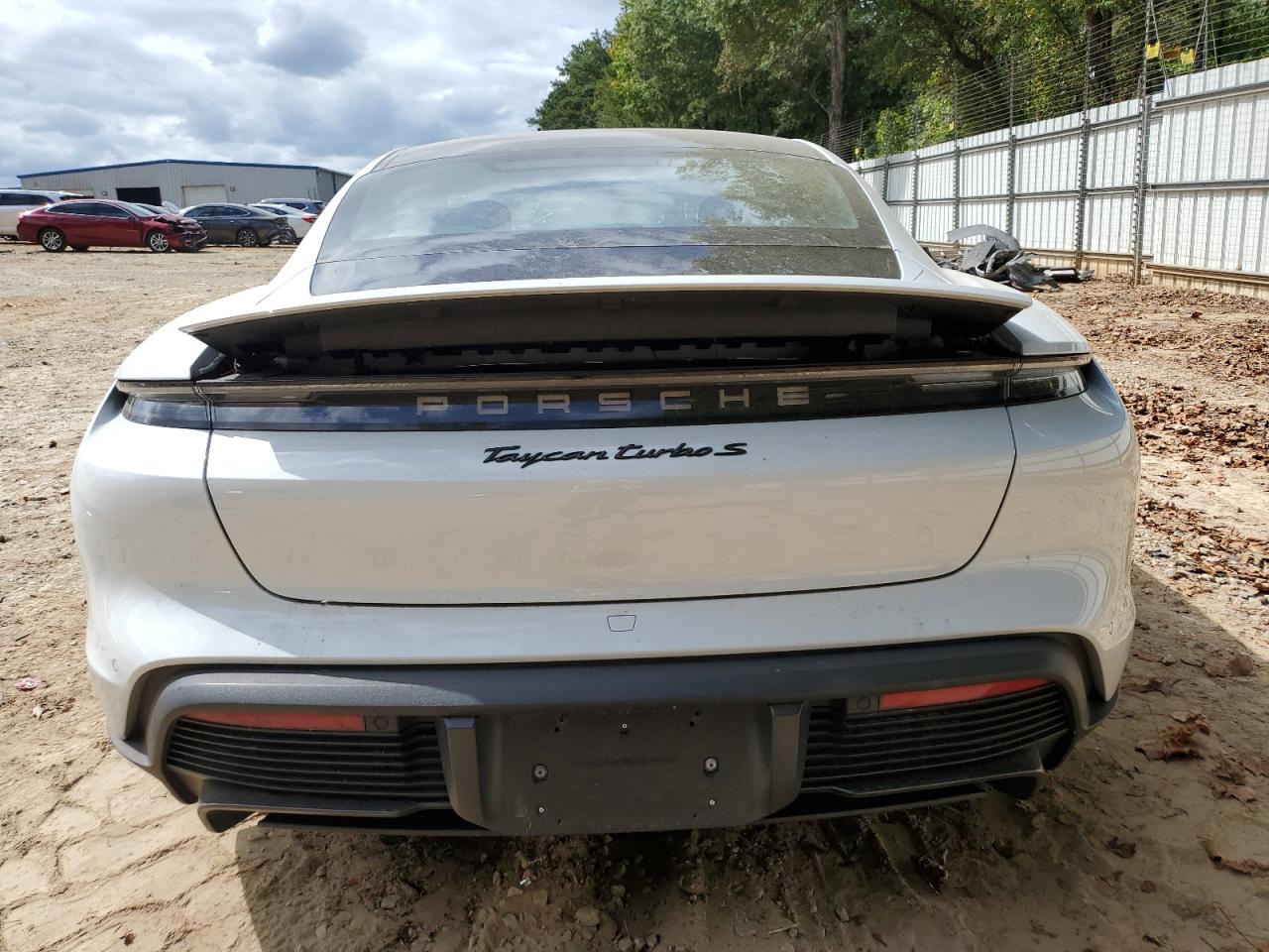 PORSCHE TAYCAN TURBO