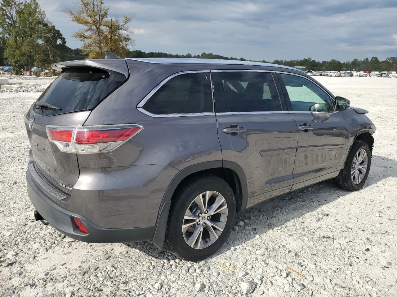 TOYOTA HIGHLANDER XLE