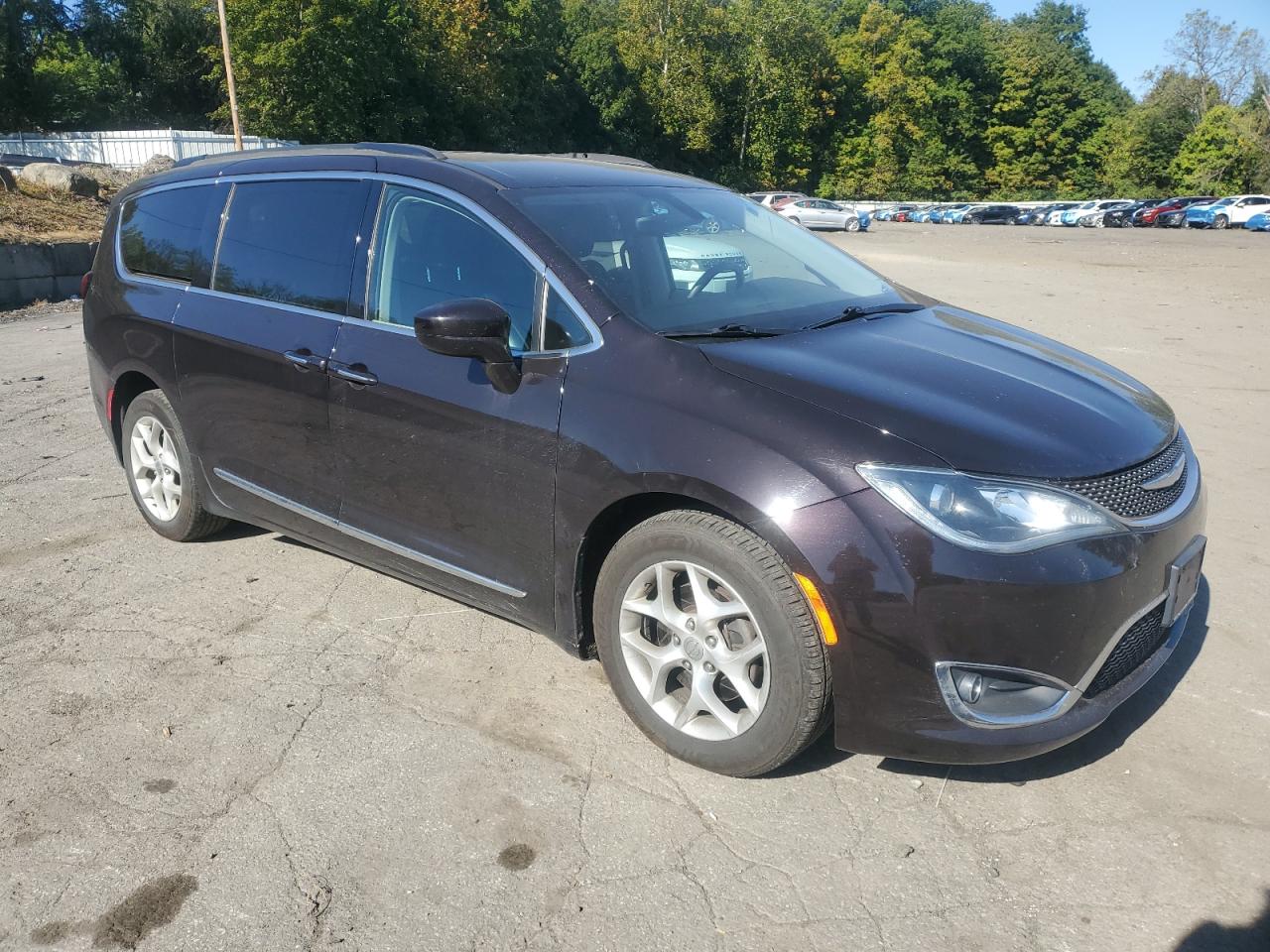 CHRYSLER PACIFICA TOURING L