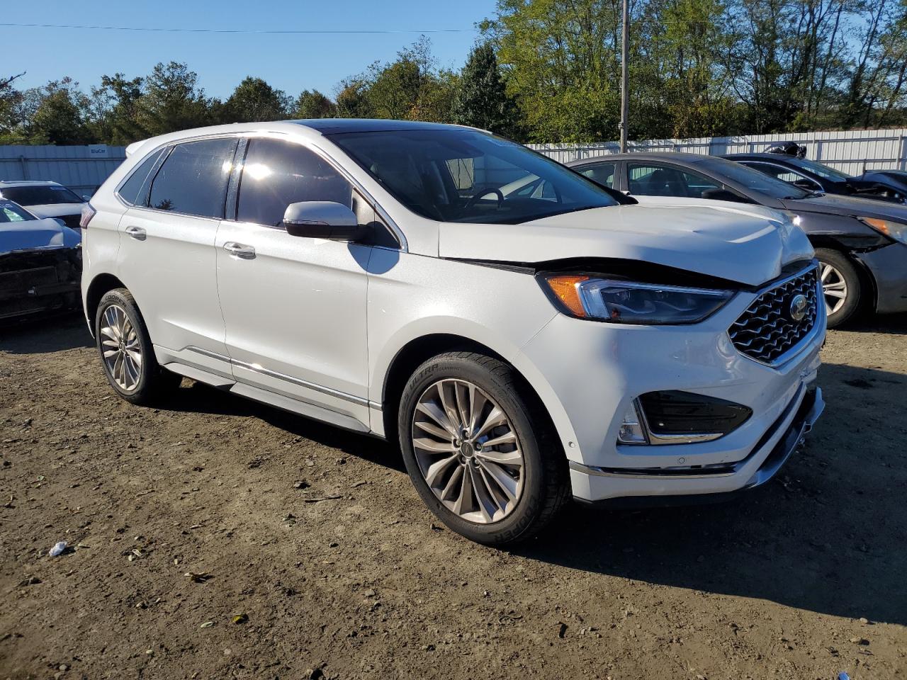 FORD EDGE TITANIUM