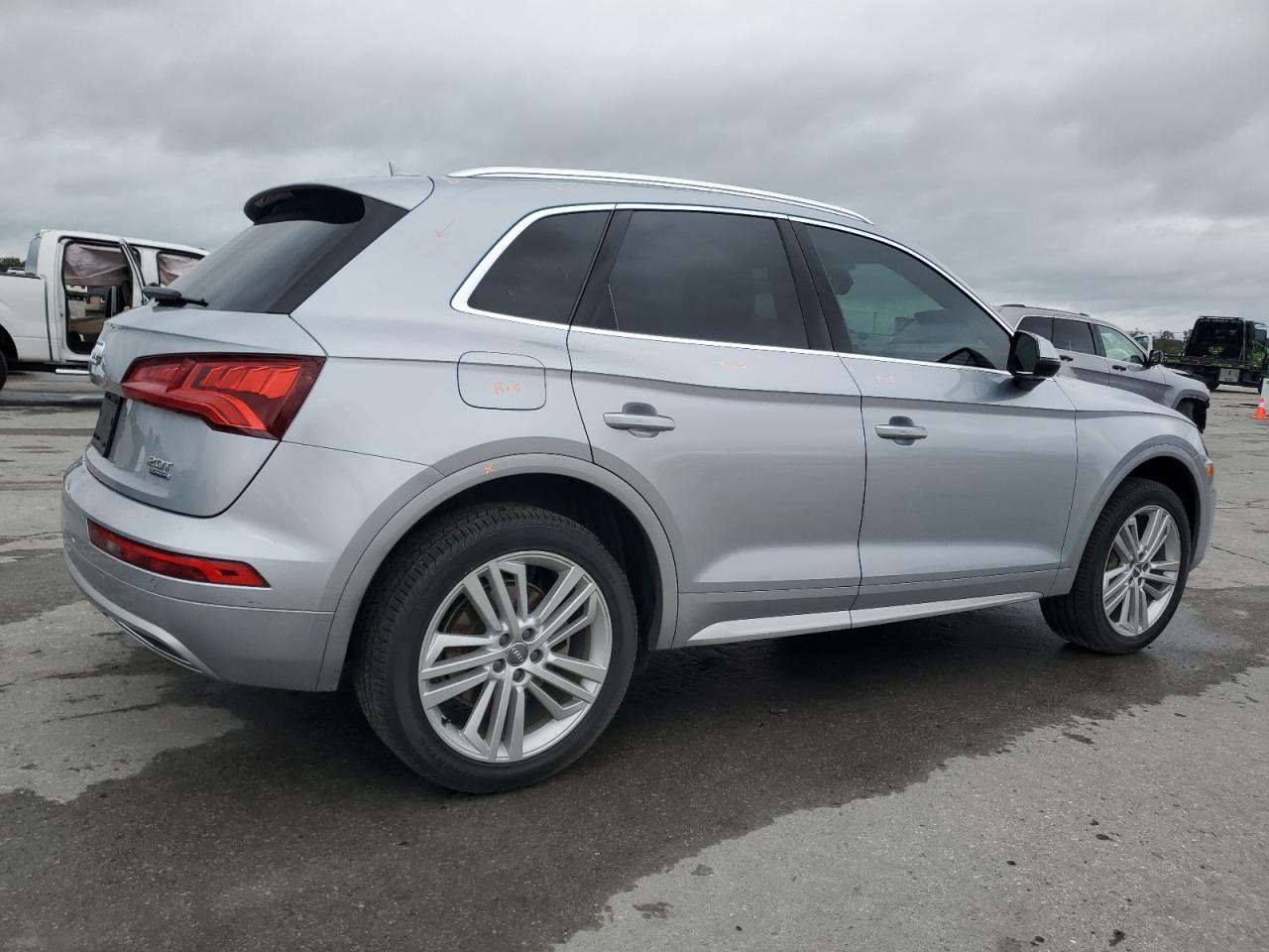 AUDI Q5 PREMIUM PLUS