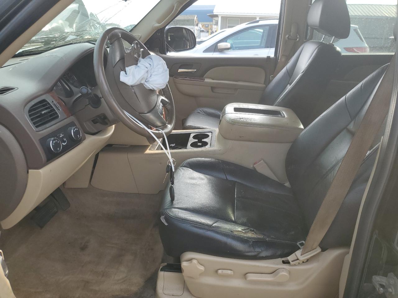 CHEVROLET TAHOE K1500 LS