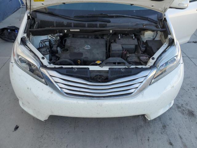 2016 TOYOTA SIENNA XLE #3286923214